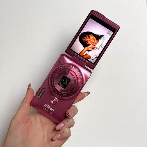 🫧 Pre-owned Pink Digital Camera Bundle RARE Hot Pink Digicam 🎀